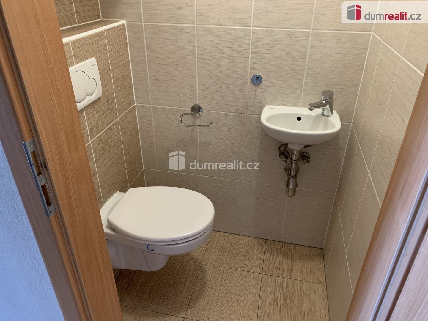 Pronájem bytu 3+kk 81 m² - foto 10