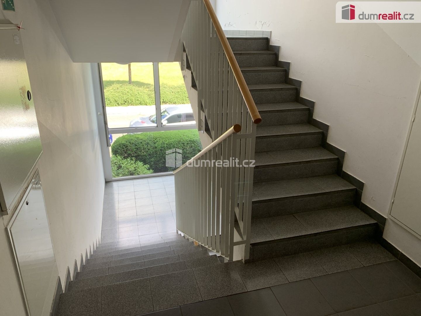 Pronájem bytu 3+kk 81 m² - foto 13