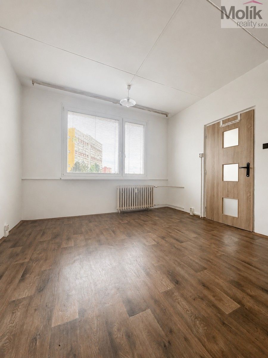 Pronájem bytu 1+1 38 m² - foto 6