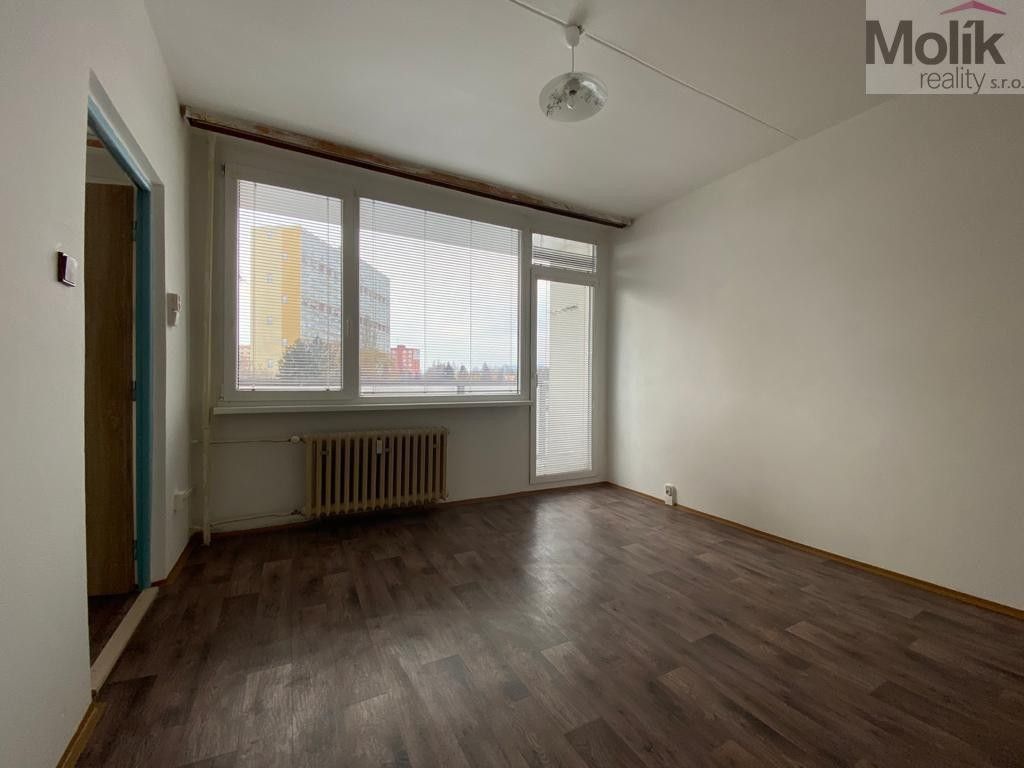 Pronájem bytu 1+1 38 m² - foto 8