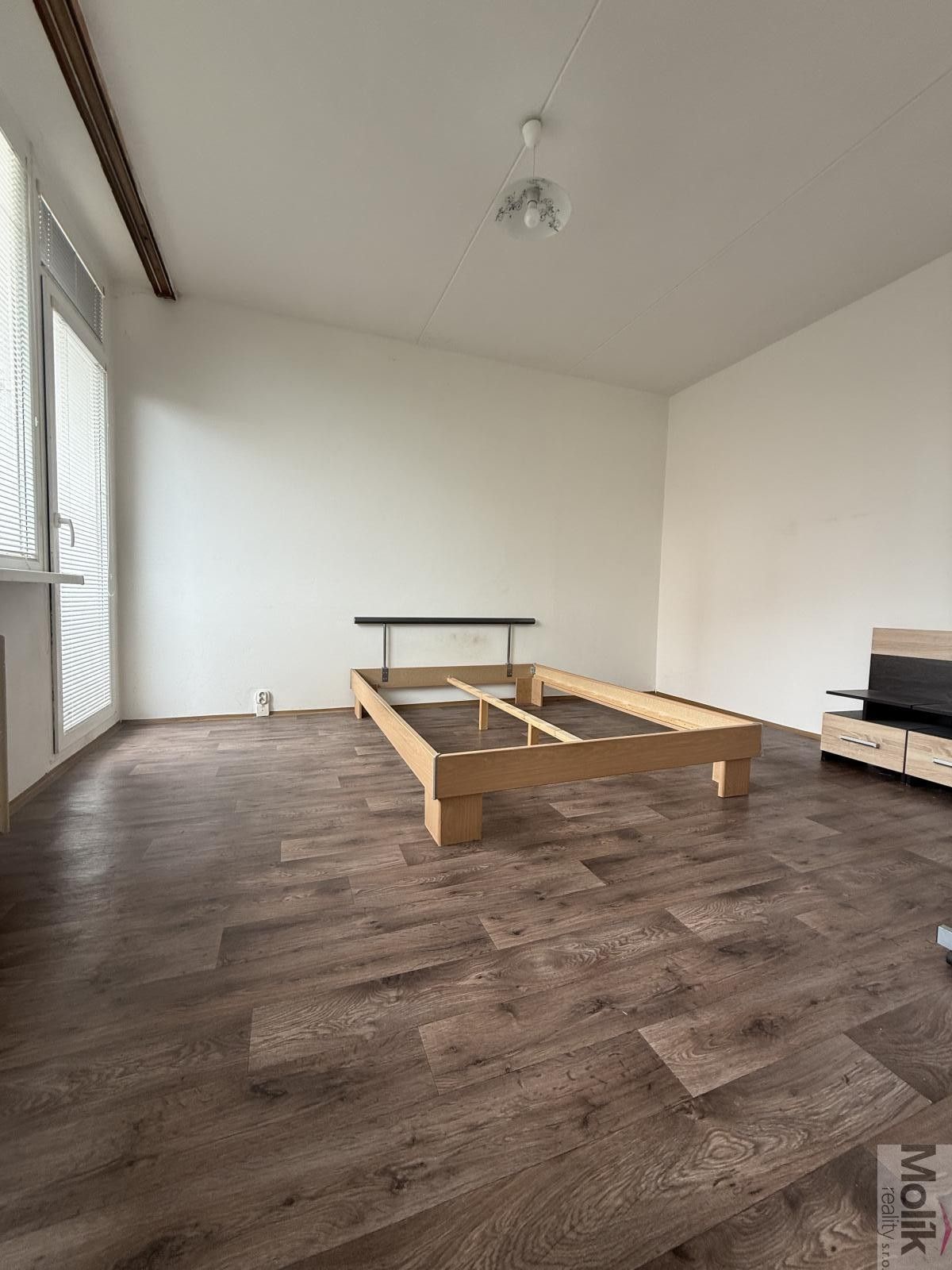 Pronájem bytu 1+1 38 m² - foto 7