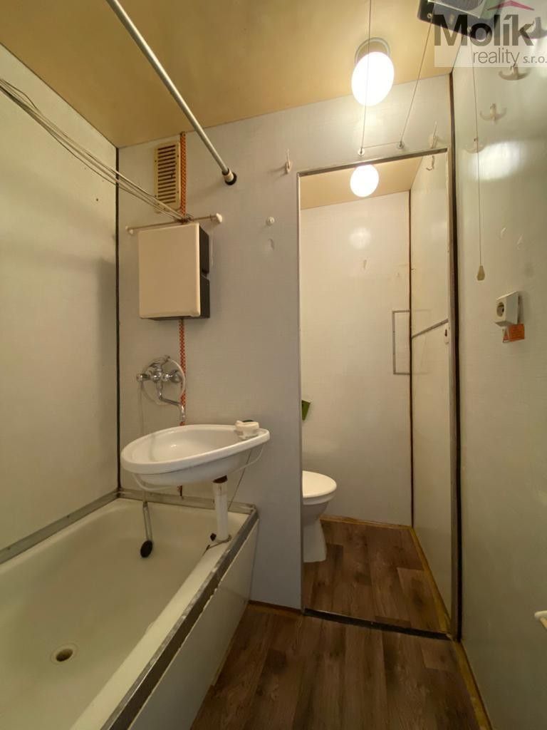Pronájem bytu 1+1 38 m² - foto 10