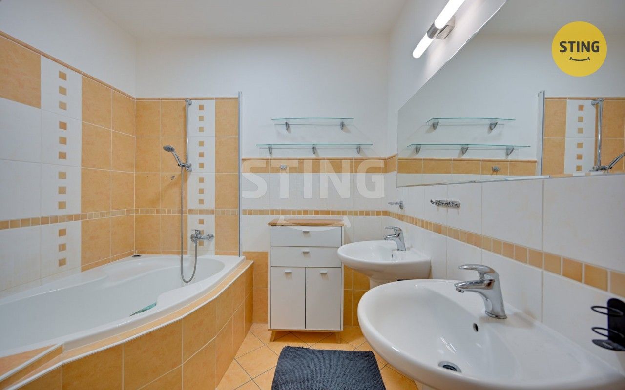 Prodej bytu 4+kk 100 m² - foto 15