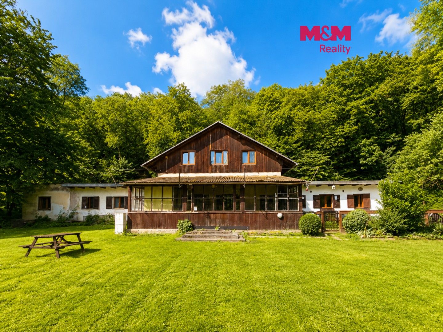 Prodej domu 420 m² - foto 1
