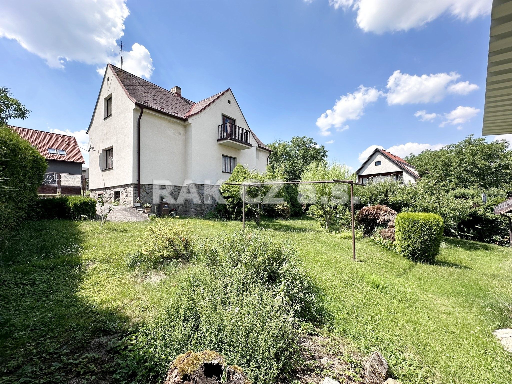 Prodej domu 195 m² - foto 1