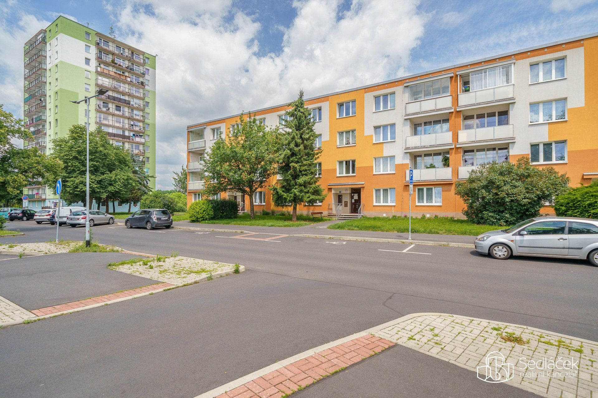 Prodej bytu 3+1 63 m² - foto 1