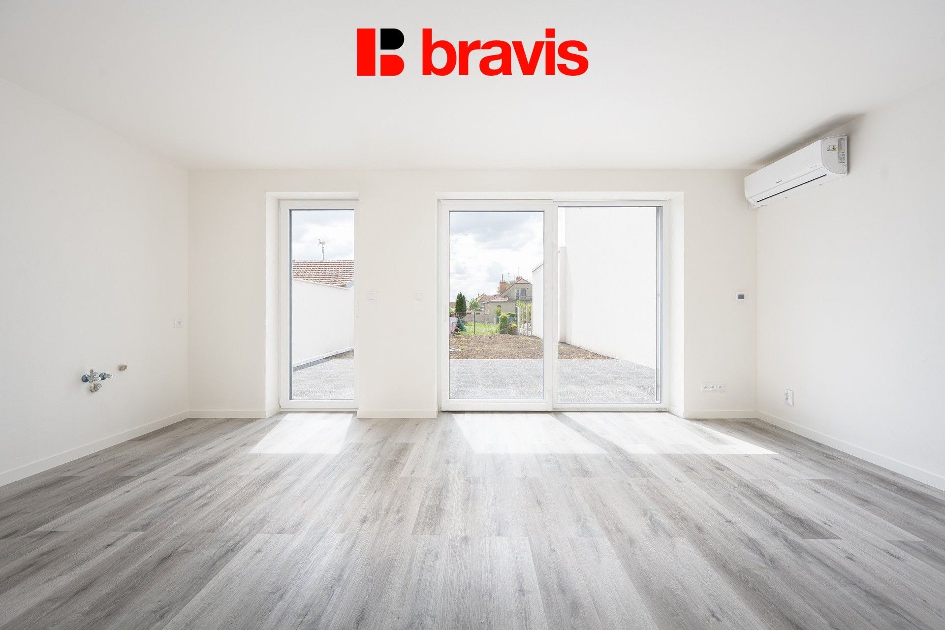 Prodej domu 231 m² - foto 1