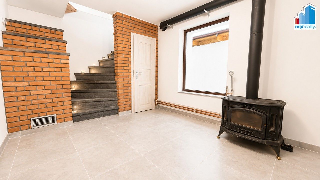 Pronájem bytu 2+1 58 m² - foto 6