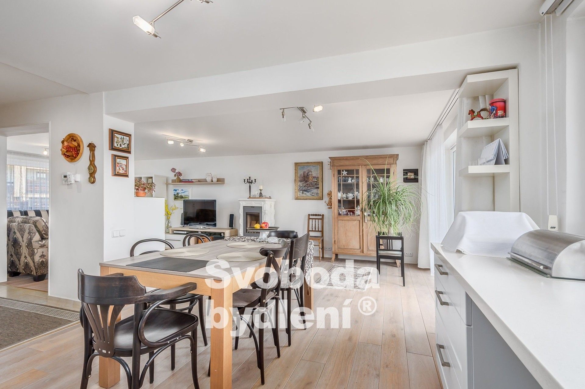 Prodej domu 222 m² - foto 1