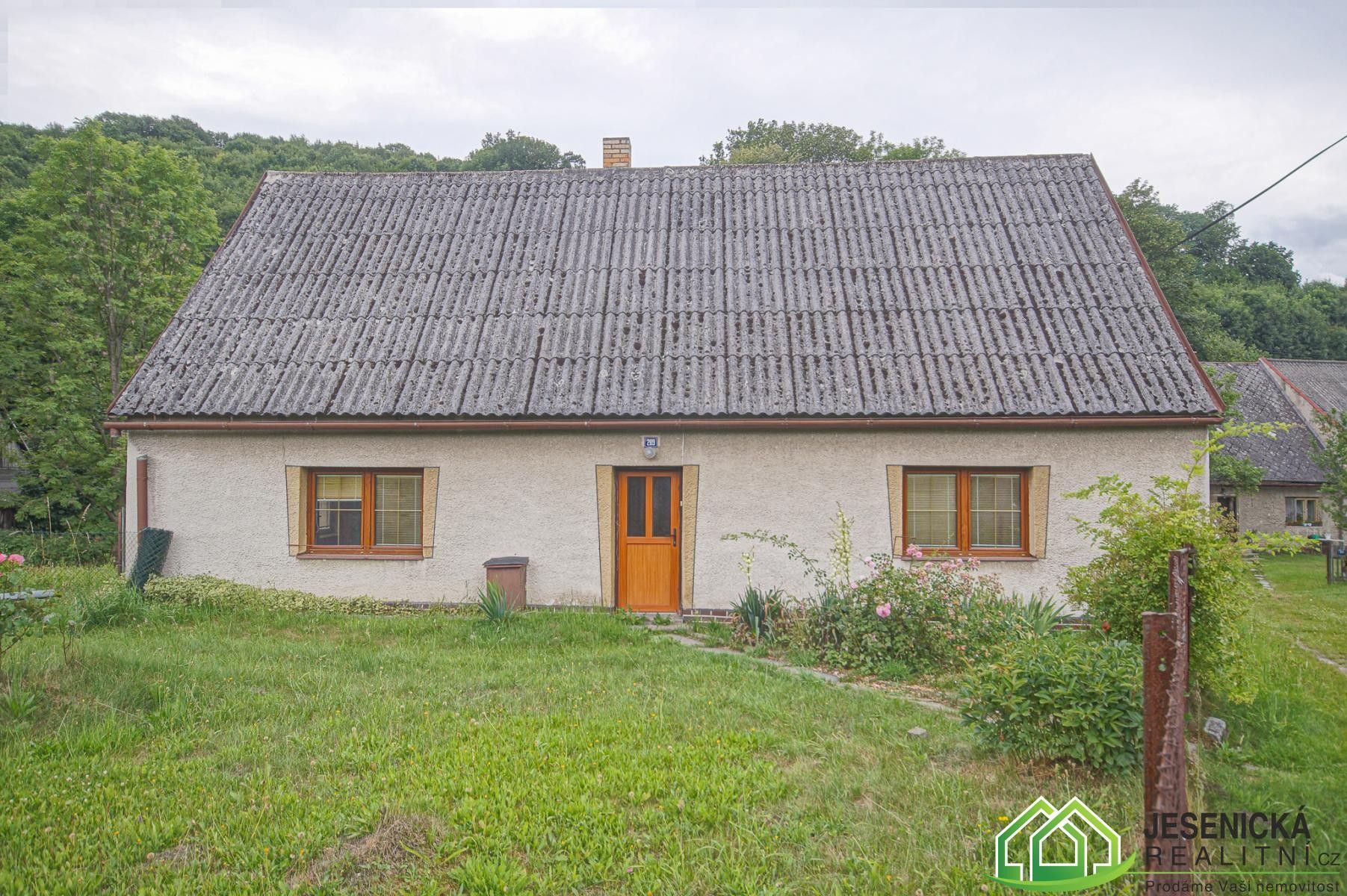 Prodej domu 140 m² - foto 1