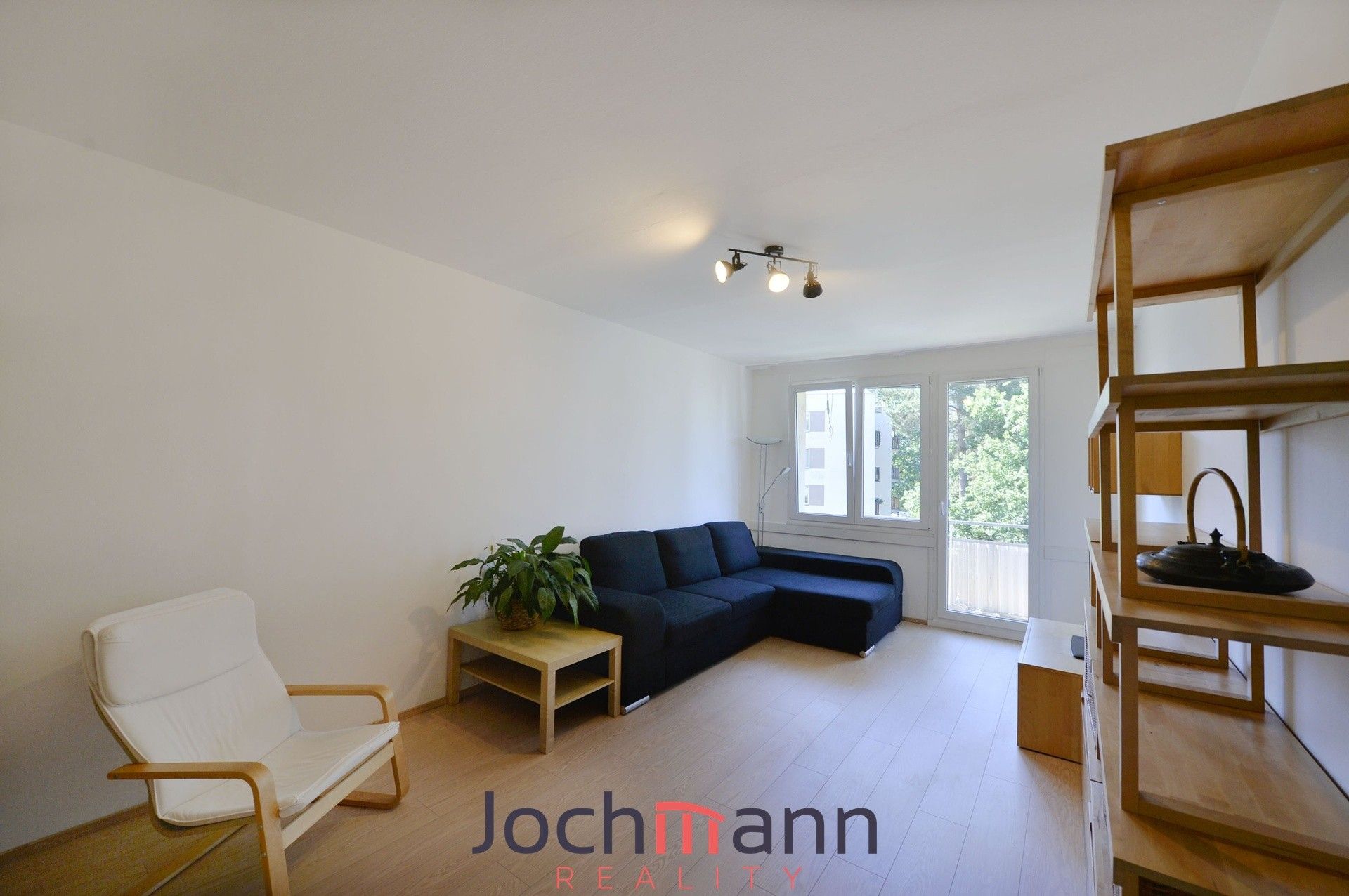 Pronájem bytu 2+1 65 m² - foto 1