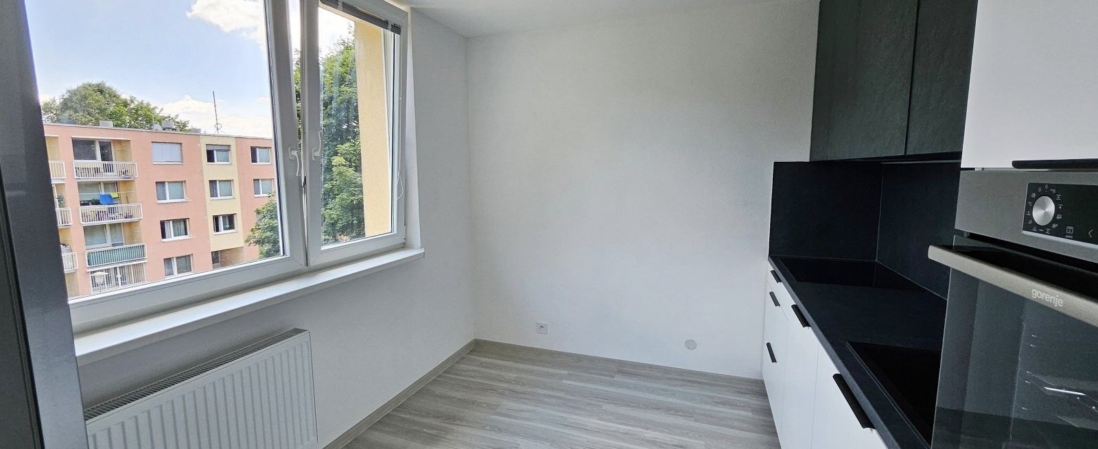 Pronájem bytu 2+1 59 m² - foto 4