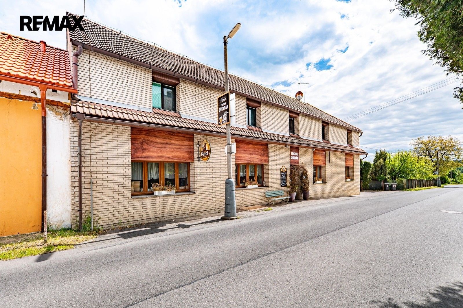 Prodej komerčního prostoru 500 m² - foto 1