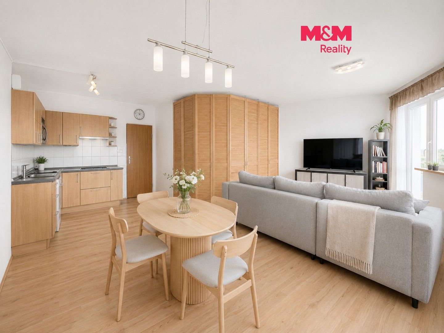 Prodej bytu 3+kk 72 m² - foto 1