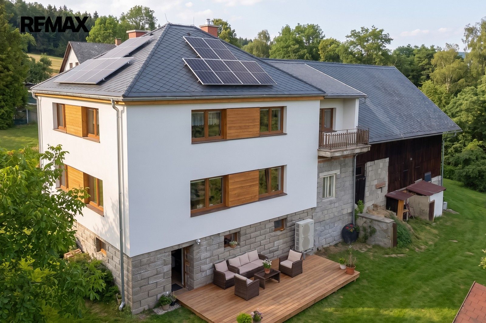 Prodej domu 250 m² - foto 2