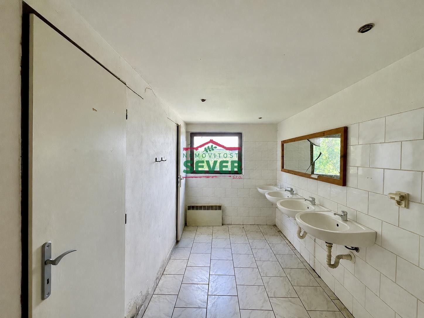 Prodej nemovitosti 800 m² - foto 15