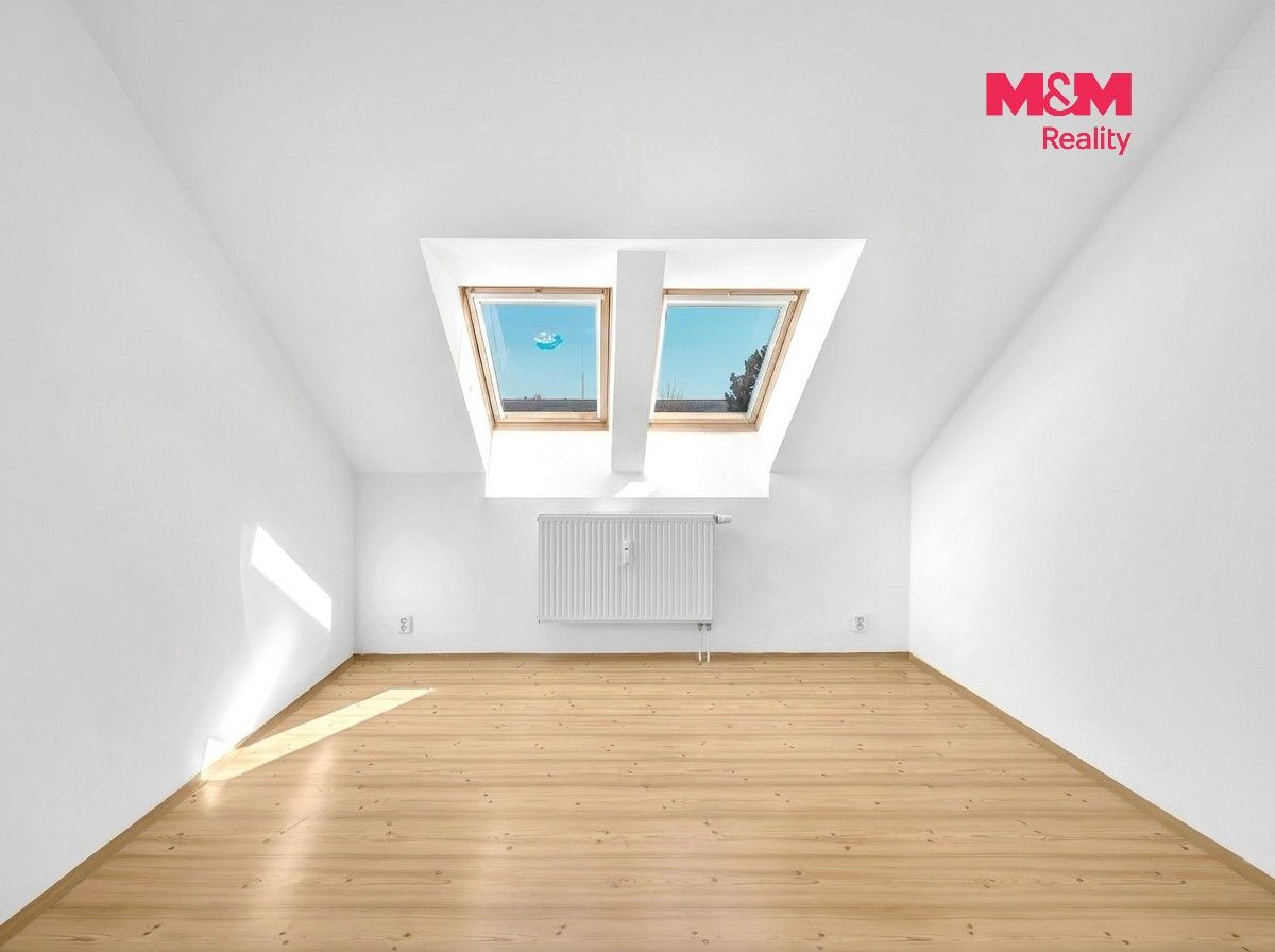 Pronájem bytu 2+1 56 m² - foto 8