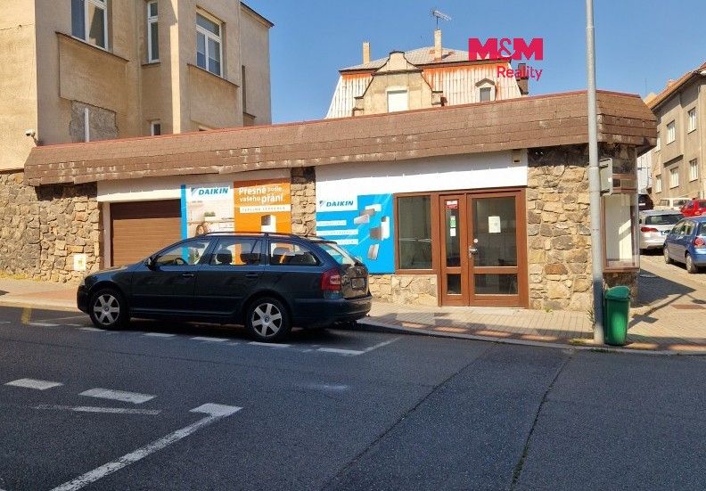 Pronájem komerčního prostoru 124 m² - foto 1