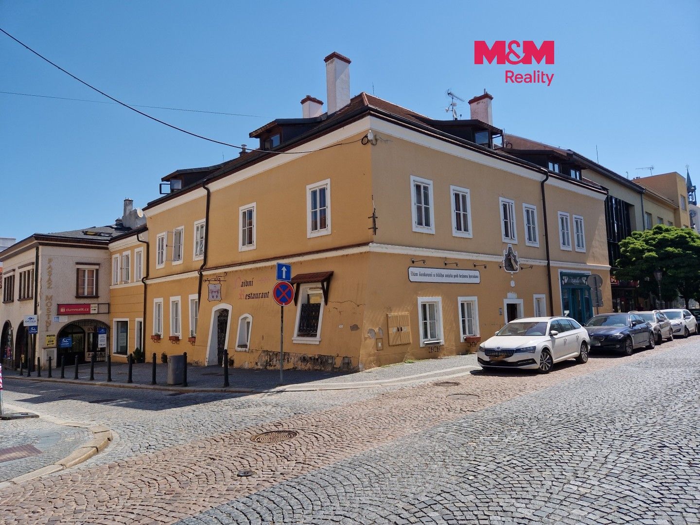 Pronájem komerčního prostoru 132 m² - foto 1