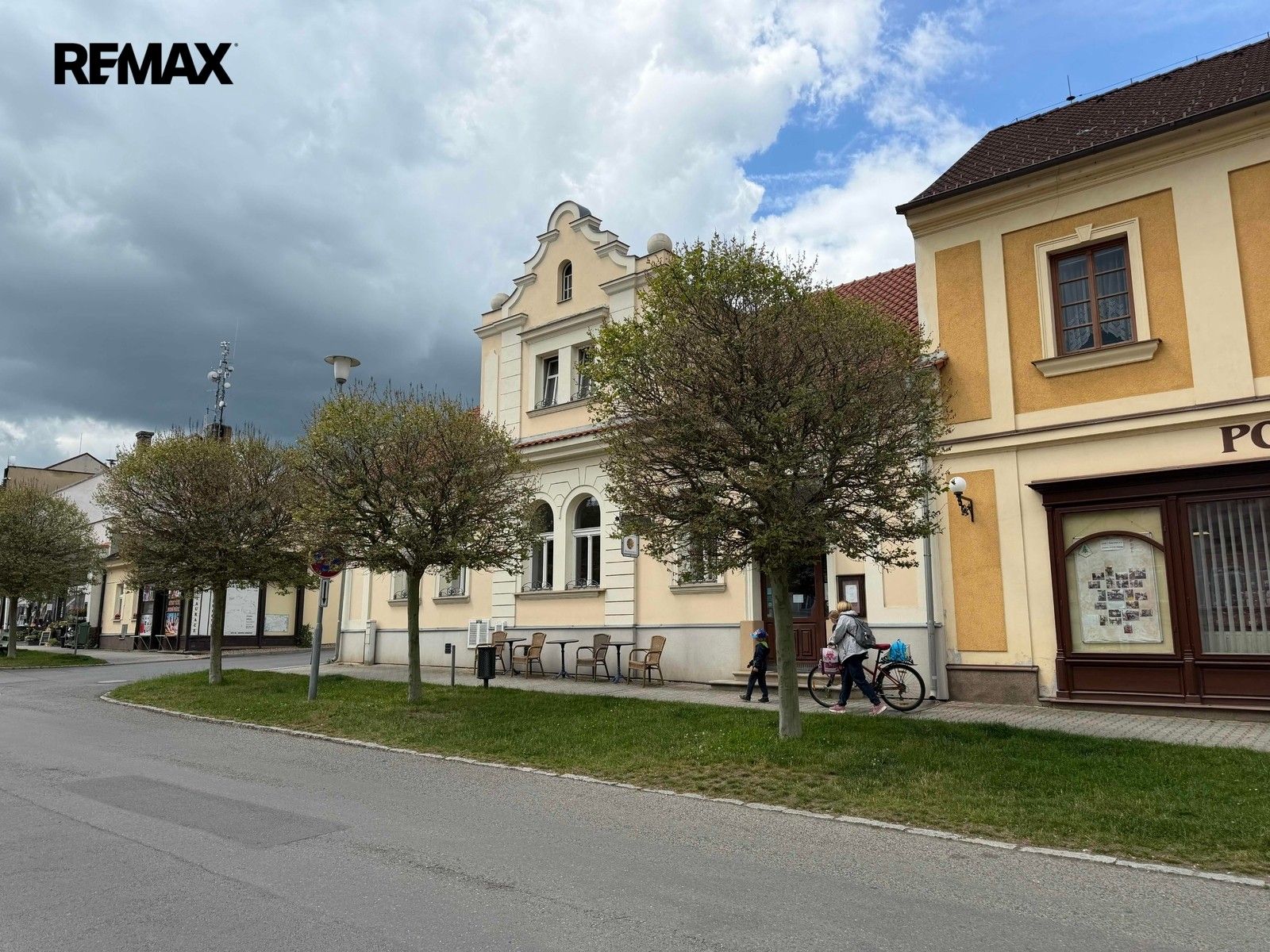 Prodej komerčního prostoru 377 m² - foto 13
