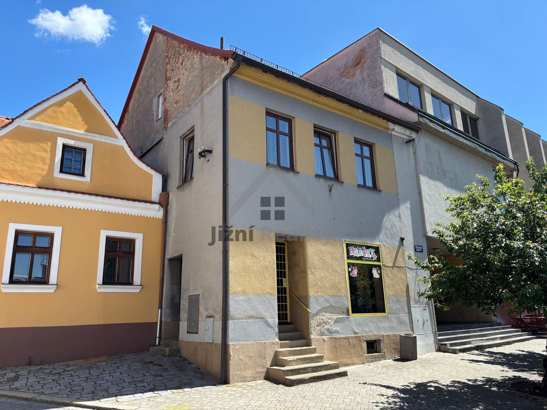 Prodej domu 230 m² - foto 1