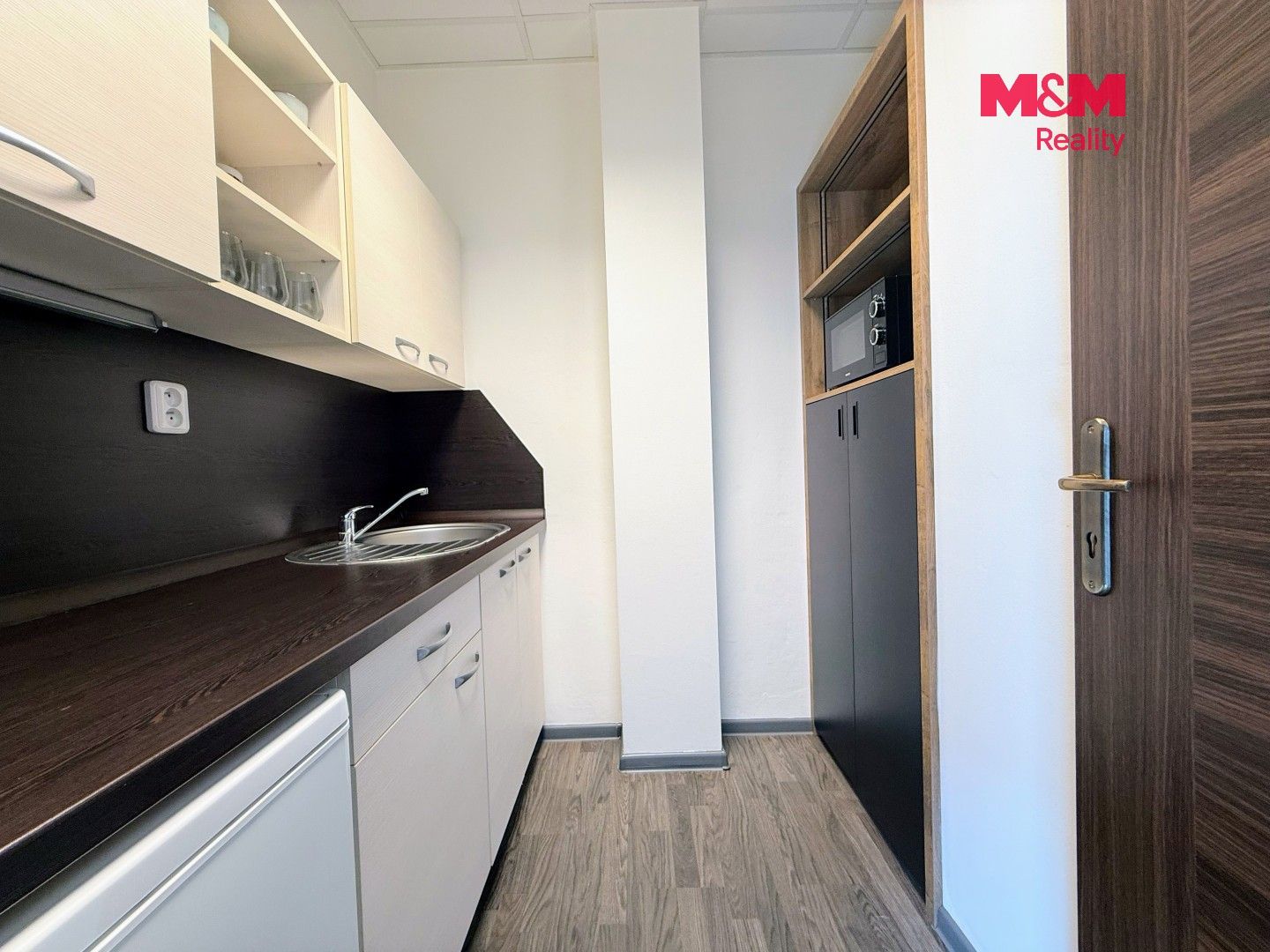 Pronájem komerčního prostoru 94 m² - foto 7