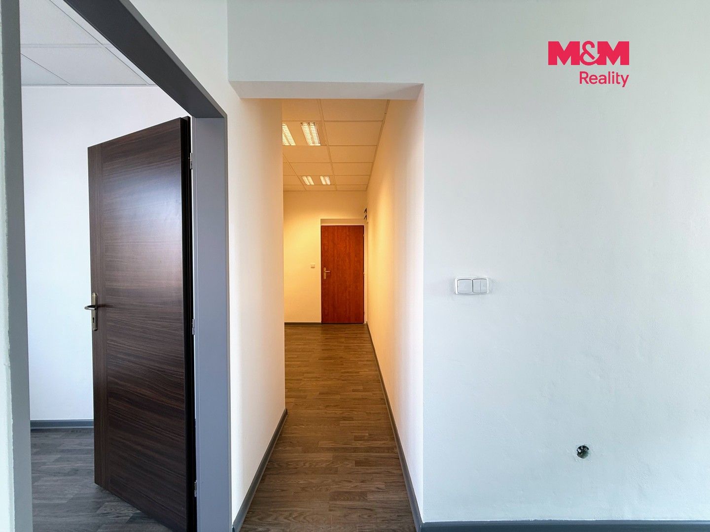 Pronájem komerčního prostoru 94 m² - foto 11