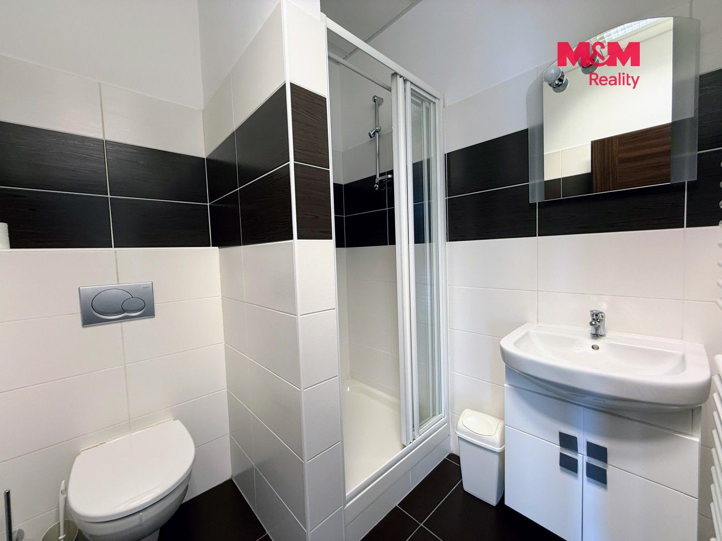 Pronájem komerčního prostoru 94 m² - foto 9