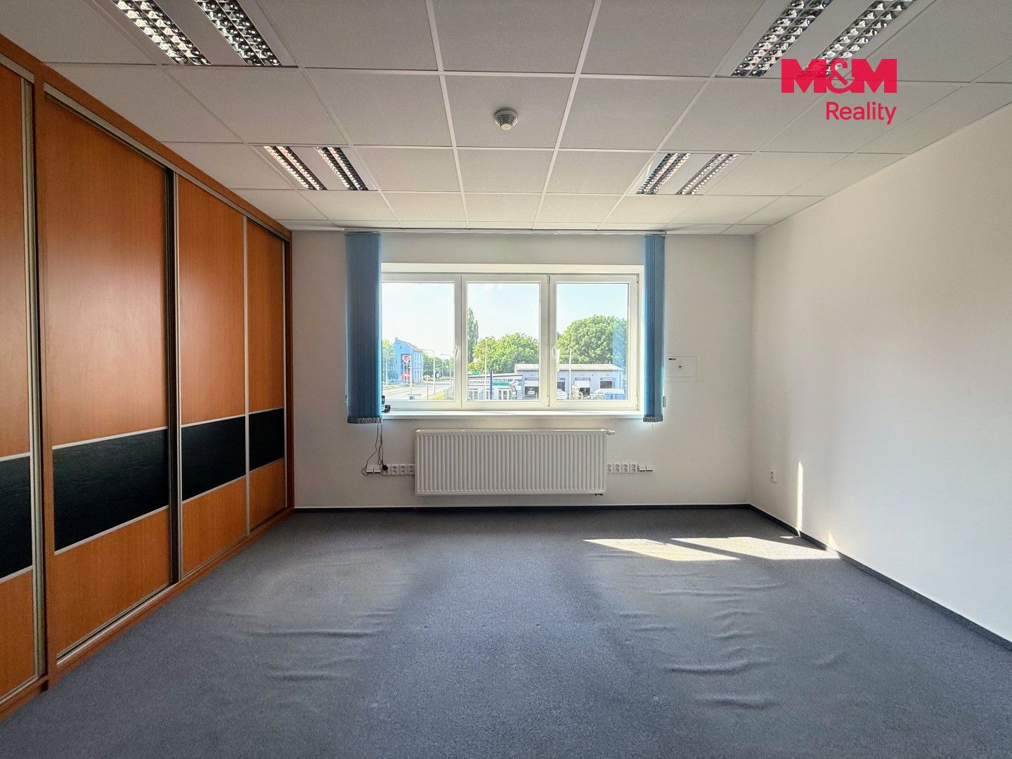 Pronájem komerčního prostoru 191 m² - foto 5