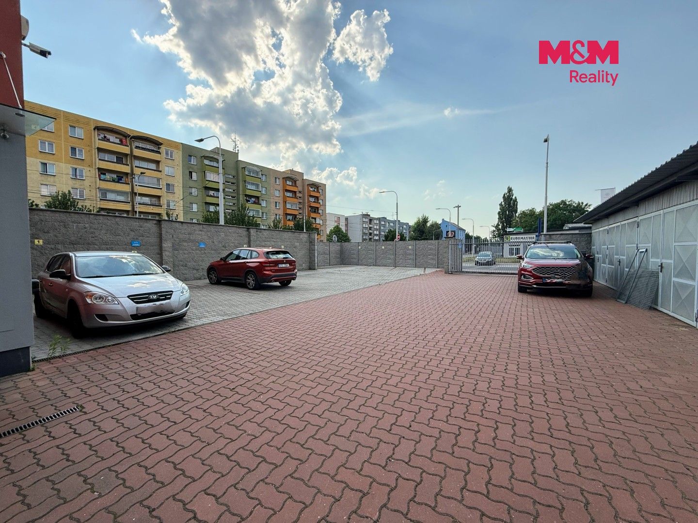 Pronájem komerčního prostoru 191 m² - foto 11