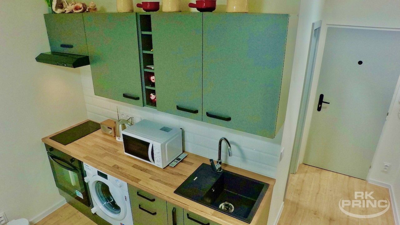 Prodej bytu 1+kk 20 m² - foto 4