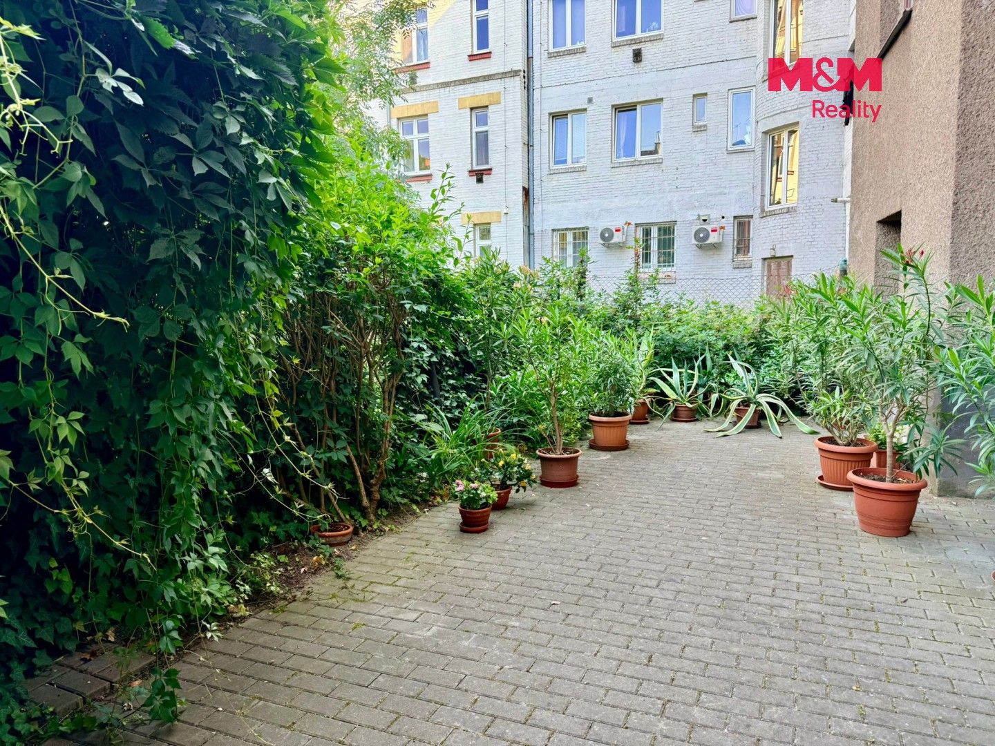 Pronájem bytu 3+1 75 m² - foto 11