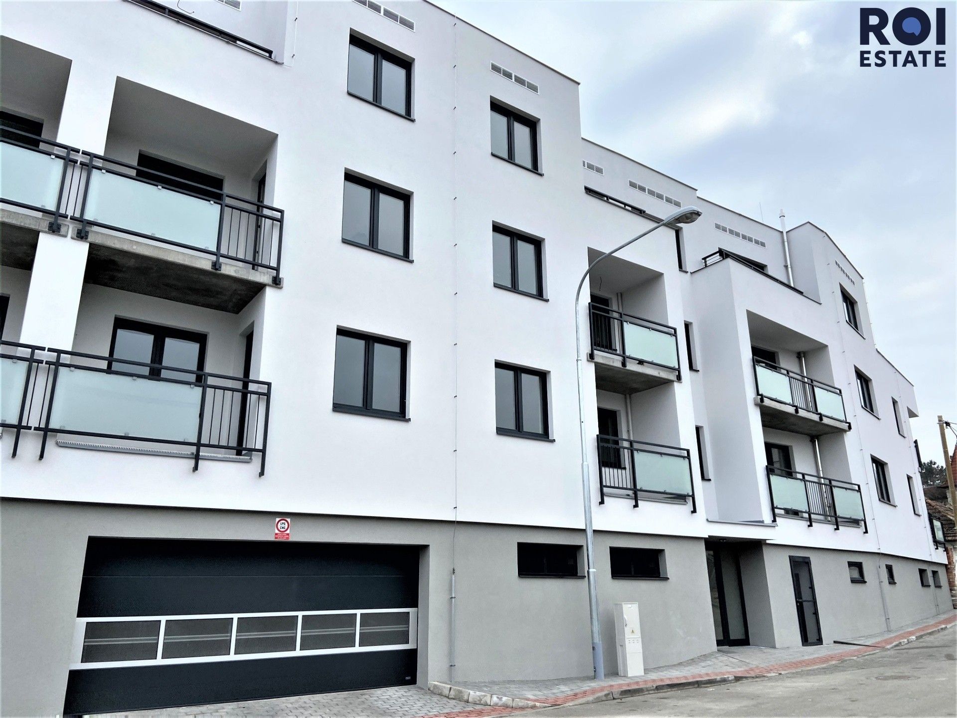 Pronájem bytu 2+kk 49 m² - foto 3