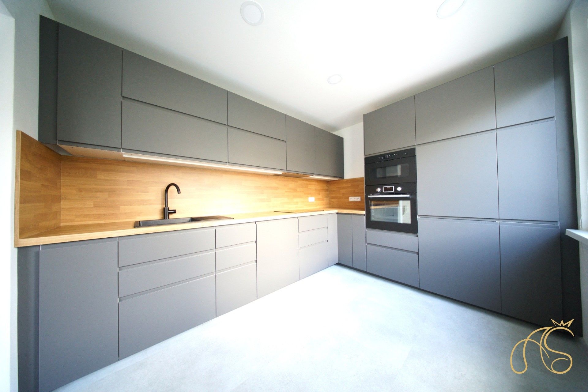 Pronájem bytu 2+1 57 m² - foto 1