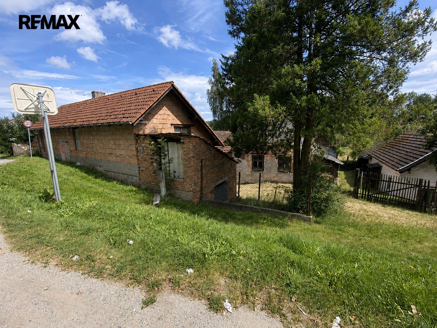 Prodej domu 251 m² - foto 2