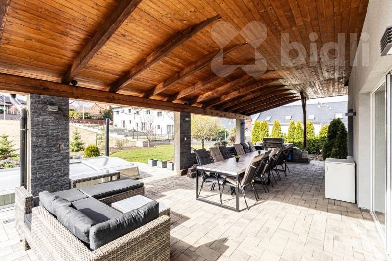 Prodej domu 318 m² - foto 2