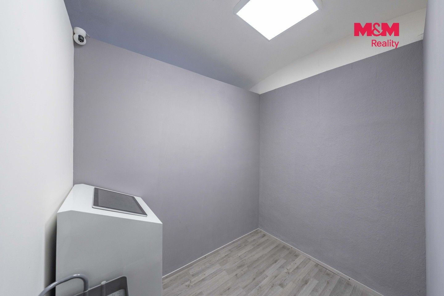 Pronájem komerčního prostoru 61 m² - foto 8
