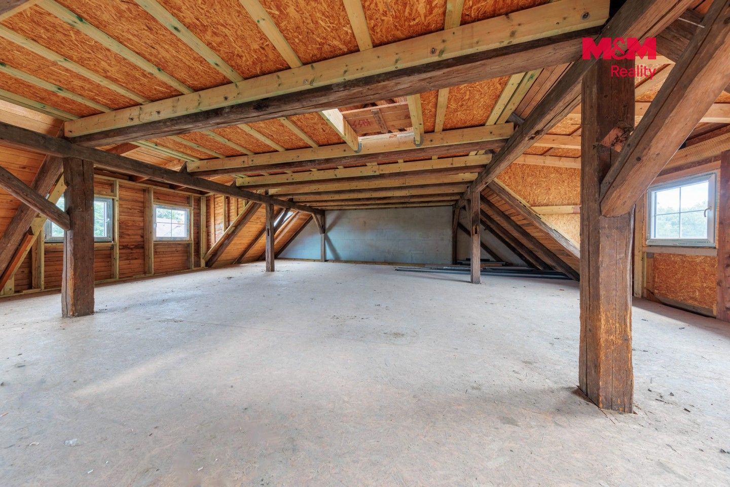Prodej domu 348 m² - foto 2
