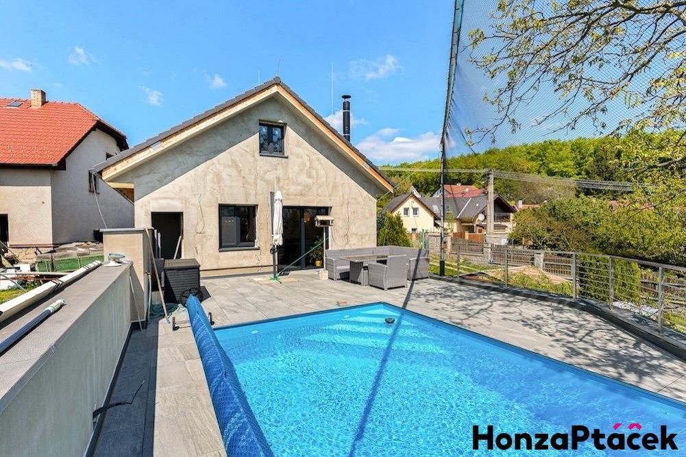 Prodej domu 159 m² - foto 1