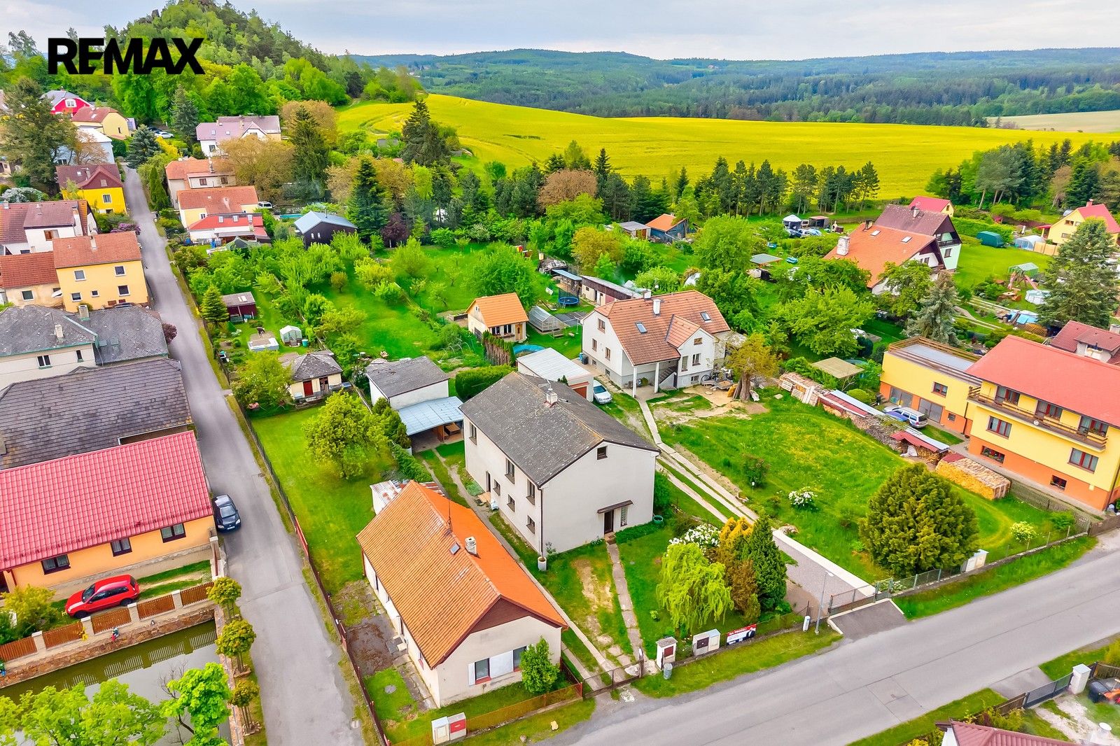 Prodej domu 195 m² - foto 2