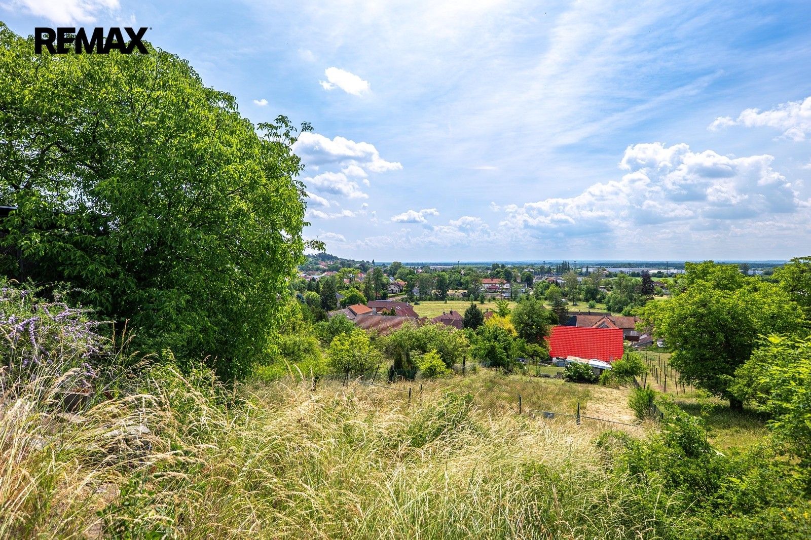 Prodej pozemku 886 m² - foto 1