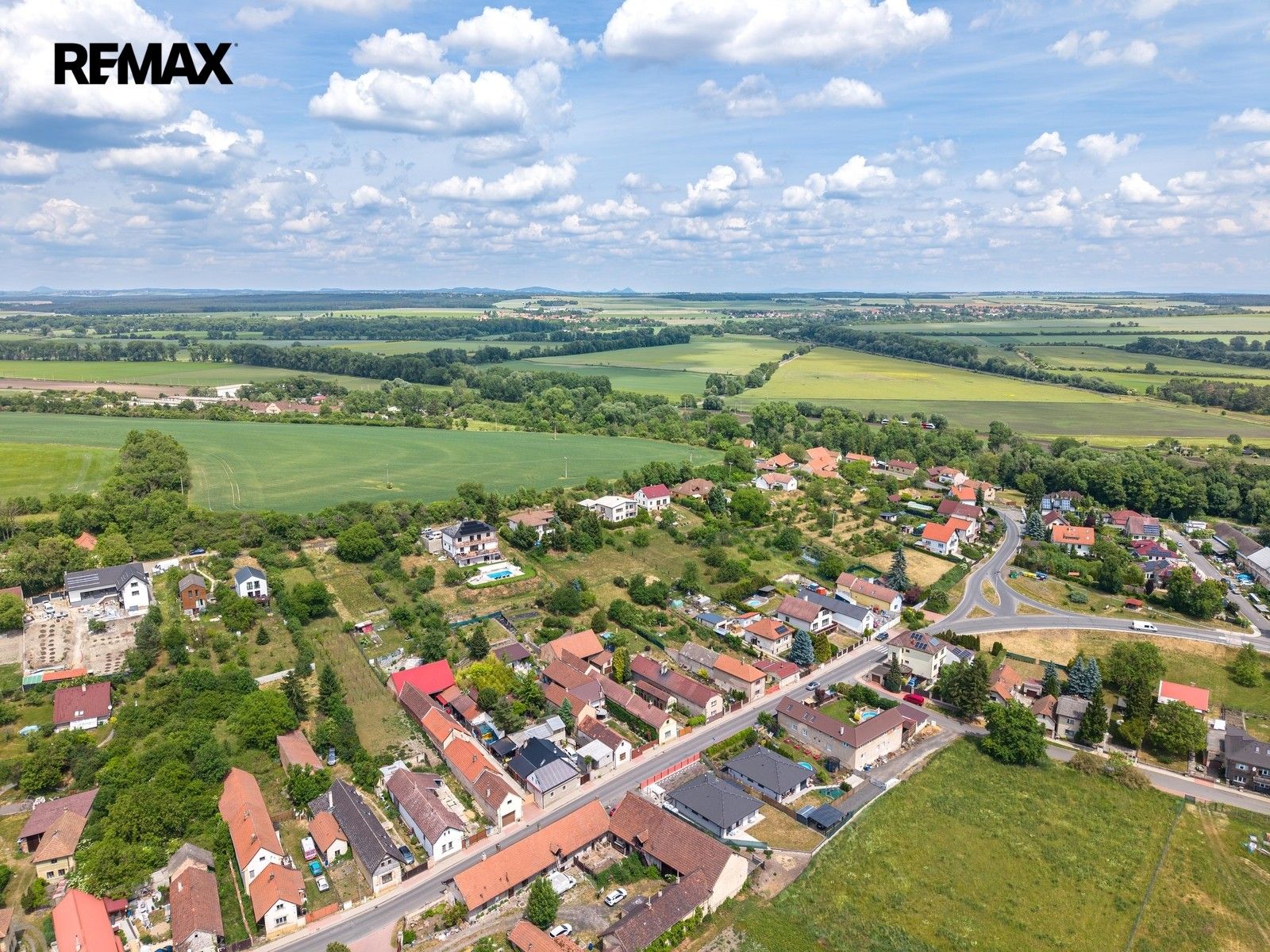 Prodej pozemku 886 m² - foto 5