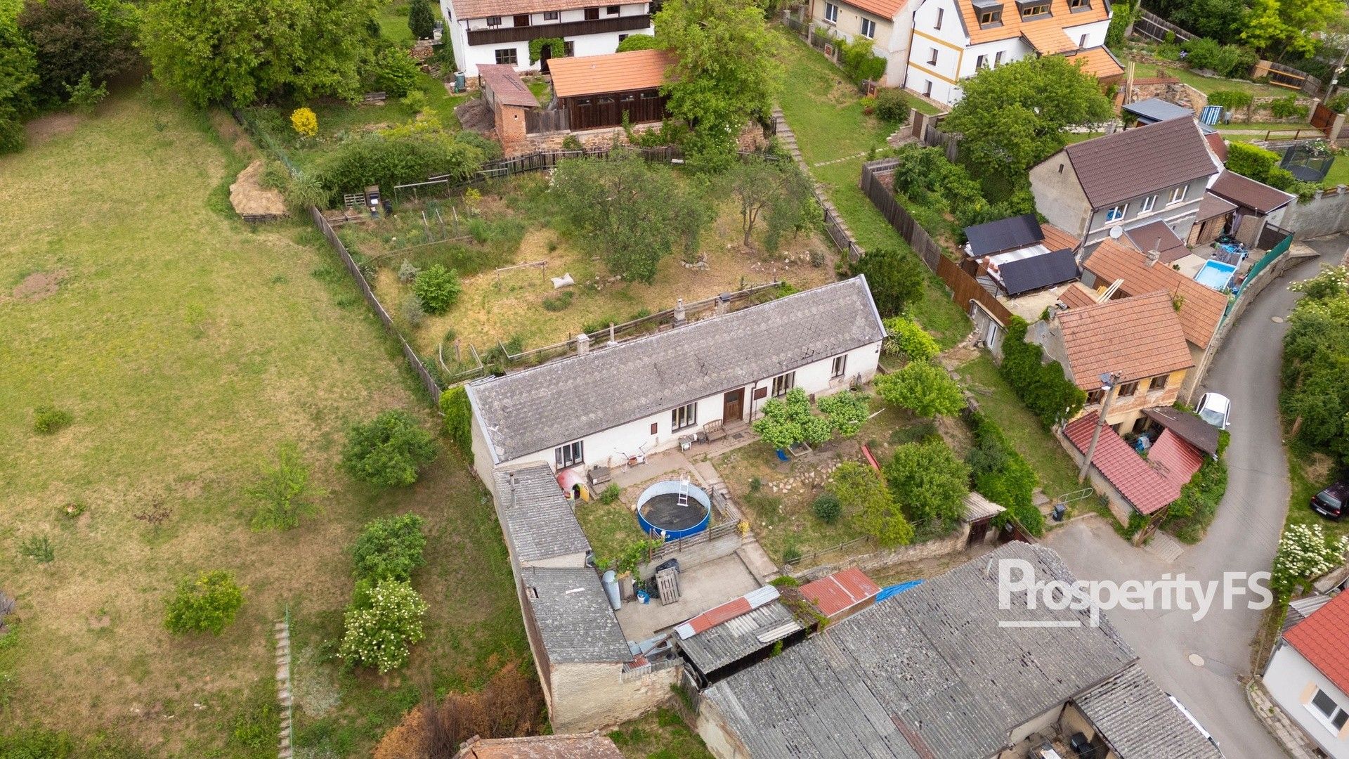 Prodej domu 297 m² - foto 2