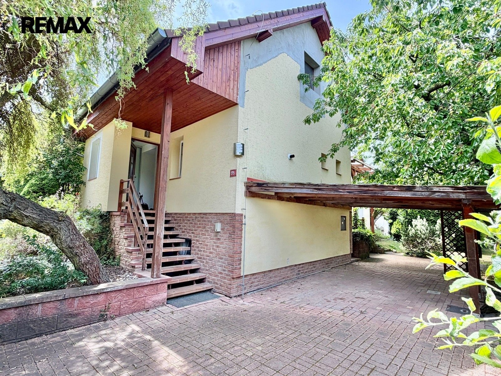 Prodej domu 166 m² - foto 2