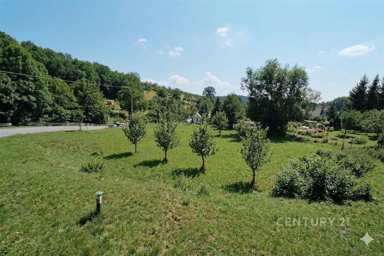 Prodej pozemku 1271 m² - foto 2