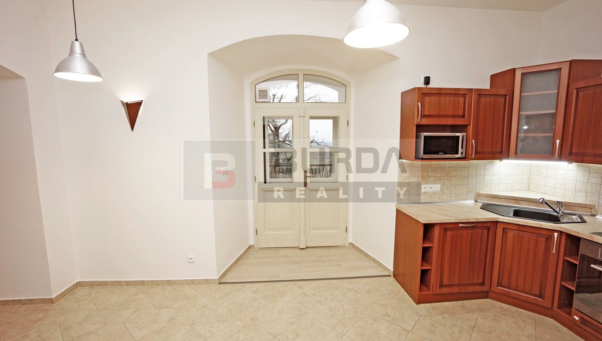 Pronájem bytu 3+kk 124 m² - foto 10