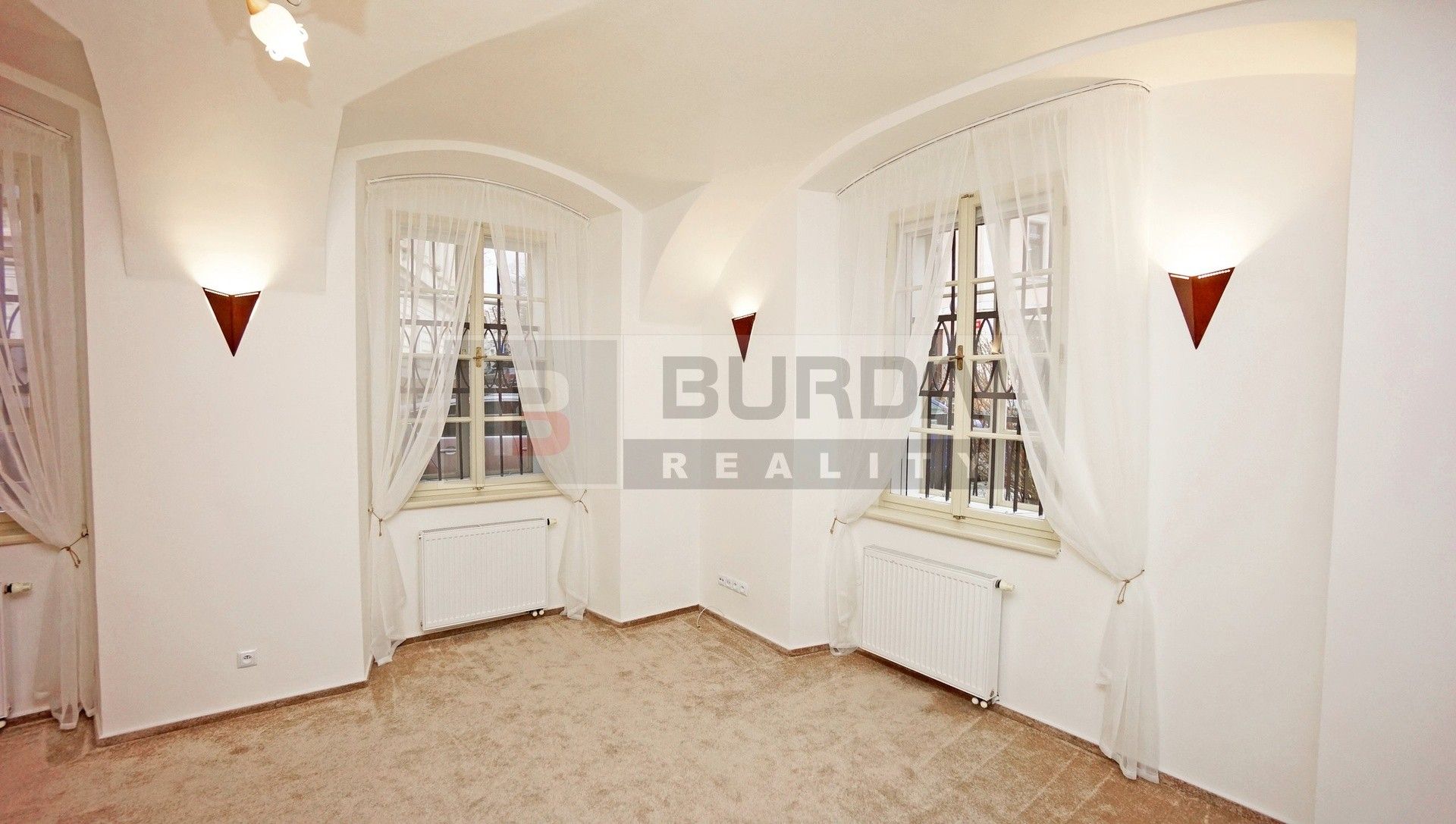 Pronájem bytu 3+kk 124 m² - foto 15