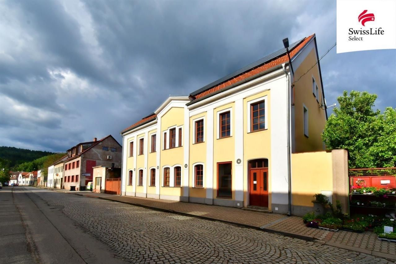 Pronájem bytu 2+1 70 m² - foto 3