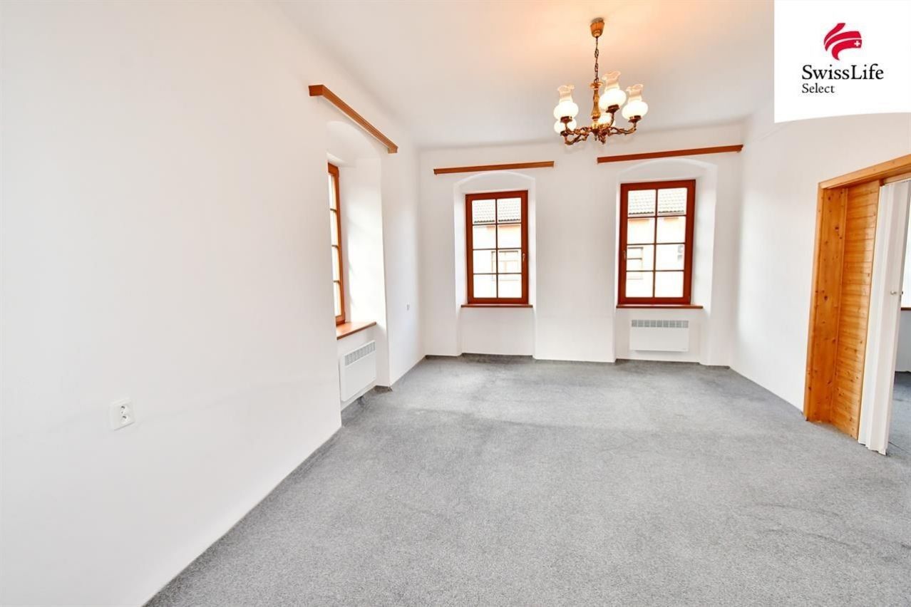Pronájem bytu 2+1 70 m² - foto 5