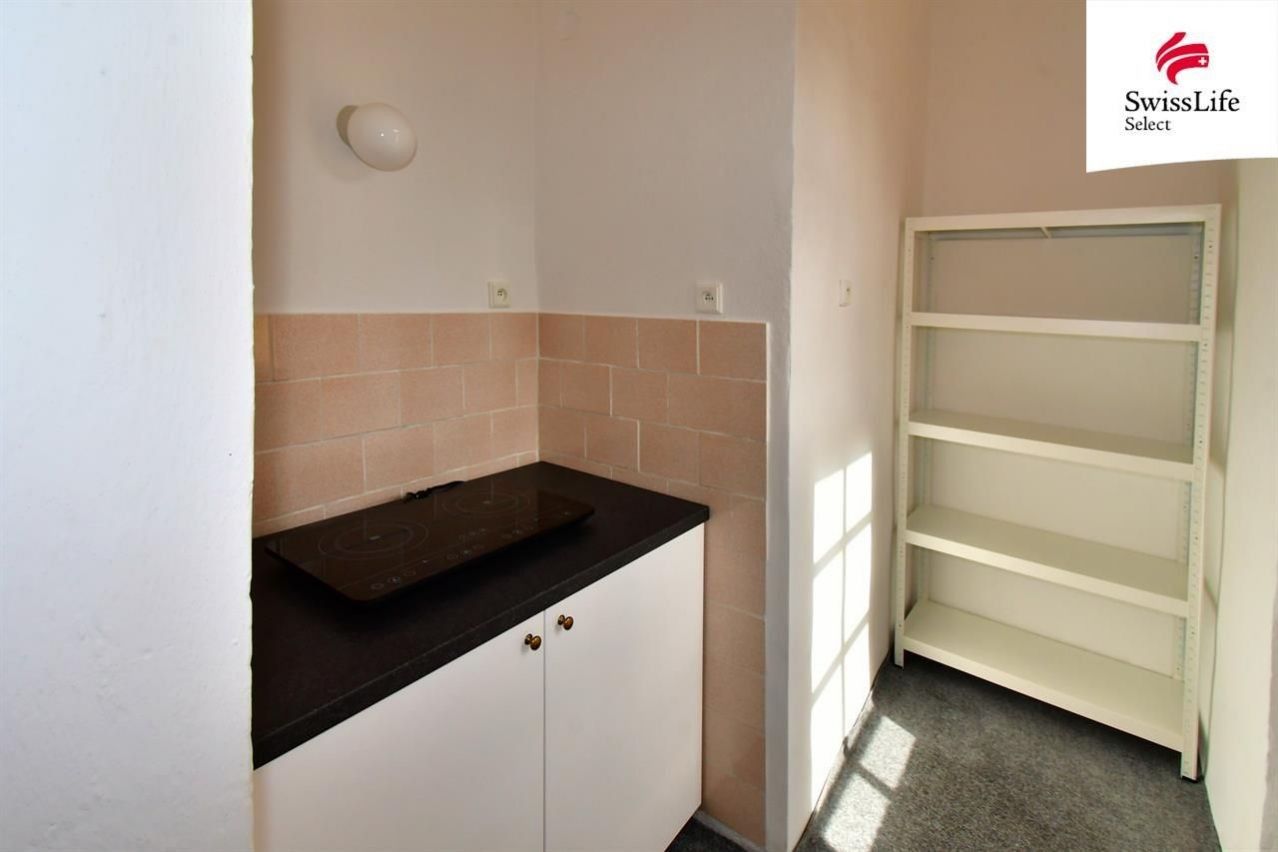 Pronájem bytu 2+1 70 m² - foto 12